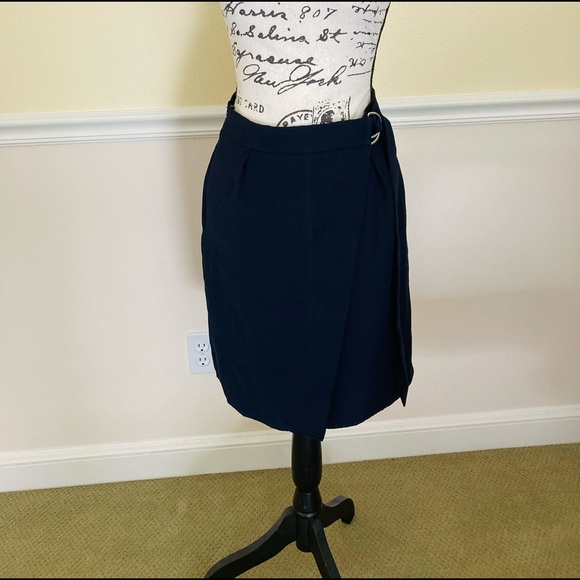 LOUIS VUITTON NAVY BLUE SKIRT UNIFORM - Picture 3 of 11
